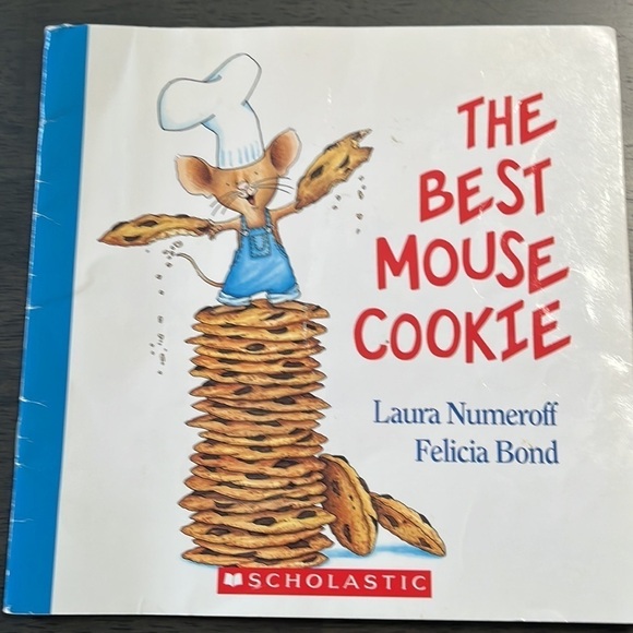 Set of 3.  Laura Numeroff books.  If you give a mouse a cookie series. - Picture 5 of 8